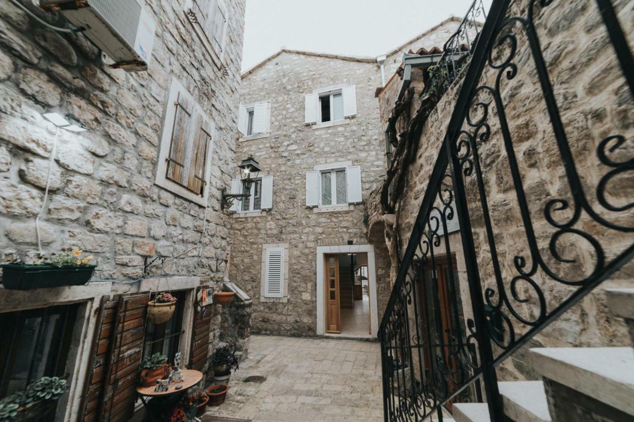 Apartments Trifunovic Old Town Budva Exterior foto